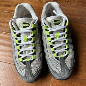 Nike Air Max Boys Shoes - gray, light gray, volt - size 7Y